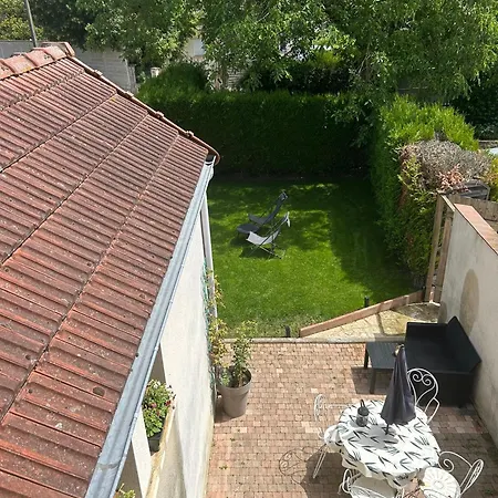 Apartment Independant Diz'enreves Au Coeur Des Vignes